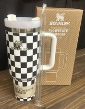 Stanley Quencher H2.0 Flowstate Tumbler with Straw
