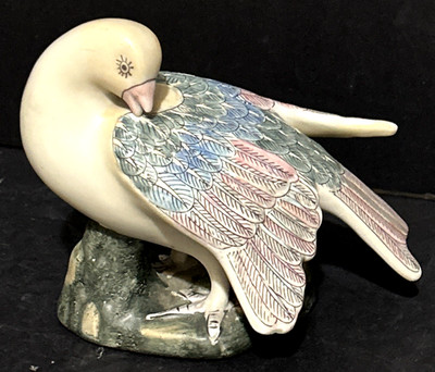 Vintage 1950s Ceramic Porcelain Dove Pigeon Bird Pastel 6'' WBI China