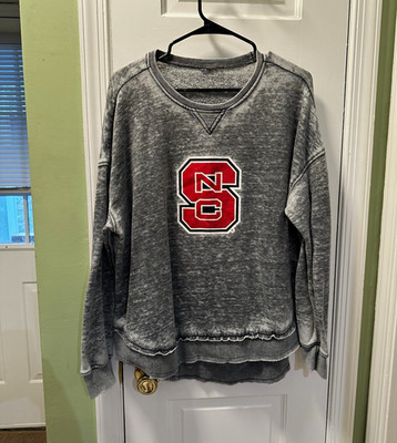 NC State Wolfpack Crewneck Pullover Sweatshirt - Size Large