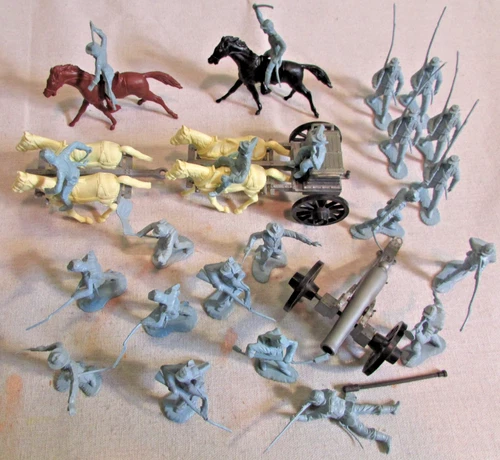 1960's Giant Battleground Playset Civil War Cassion Cannon Union Army Soldiers