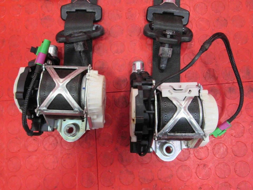 08-09 Pontiac G8 Front Driver Passenger Seat Belts Retractors Pair Black 6072 Foto 2 de 4