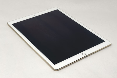 【匿名発送・美品】iPad Pro Wi-Fiモデル A1584 32GB Apple iPad Pro (12.9-inch) A1584 32 GB, Wi-Fi, 12.9 in - Gold for