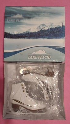 Lake Placid CASCADE Women's Figure Ice Skates White with Guard Size 5 New In Box