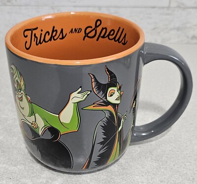 Disney  Halloween ''Tricks and Spells'' Villains Mug  14 oz    NEW