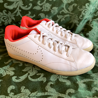 nike racquette leather