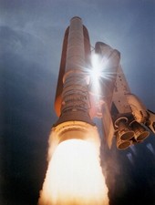 STS-43 Launch Space Shuttle Atlantis 8X12 PHOTOGRAPH