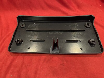 GENUINE MERCEDES BENZ GLS600 MAYBACH AMG LICENSE PLATE BRACKET