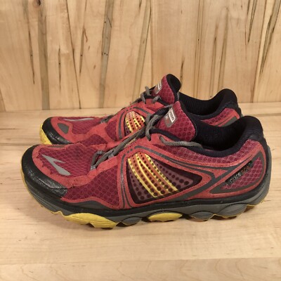 Brooks Womens Pure Grit Pink Hiking Shoes Sneakers Size 11
