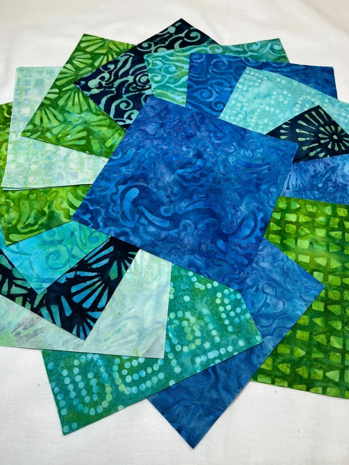 42 cuadrados de 5" ~ batiks estrellas de mar ~ paquete de dijes, azul, verde ~ Wilmington Foto 2 de 2