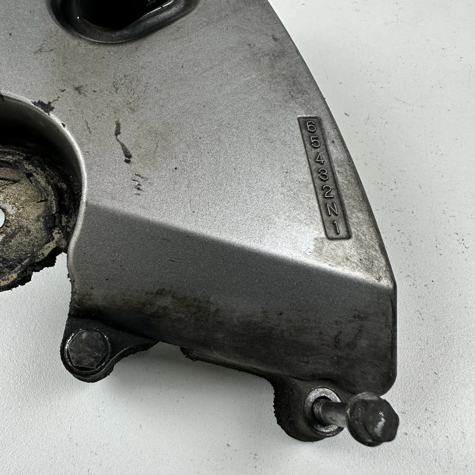 Sensor de cubierta de cadena piñón motor delantero Suzuki DL1000 Vstrom 2010 11360-06G00 Foto 2 de 4