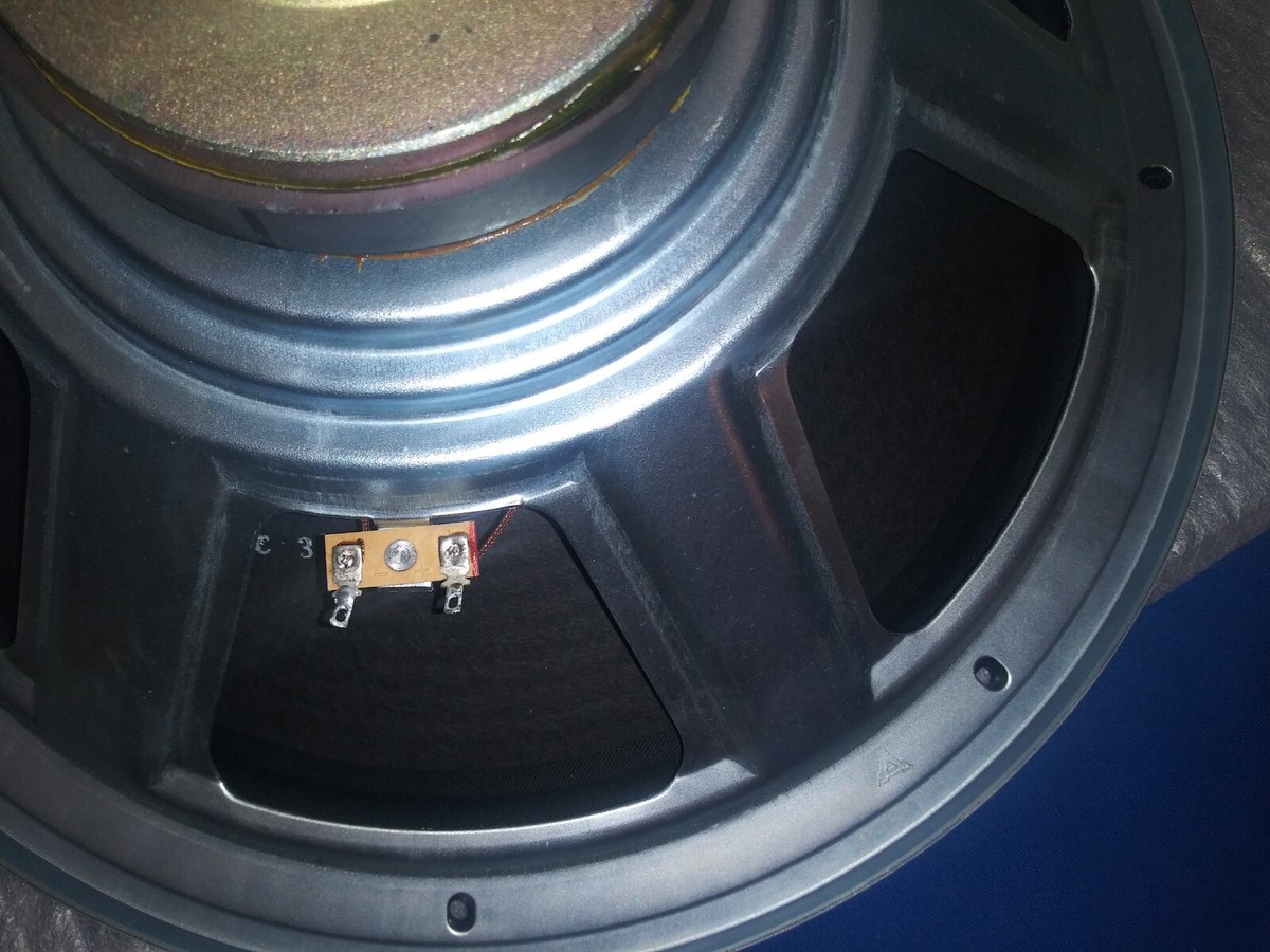 SANSUI W-192B WOOFER, OUT OF SP-X7900 SPEAKER,ONE UNIT ONLY, (LOT
