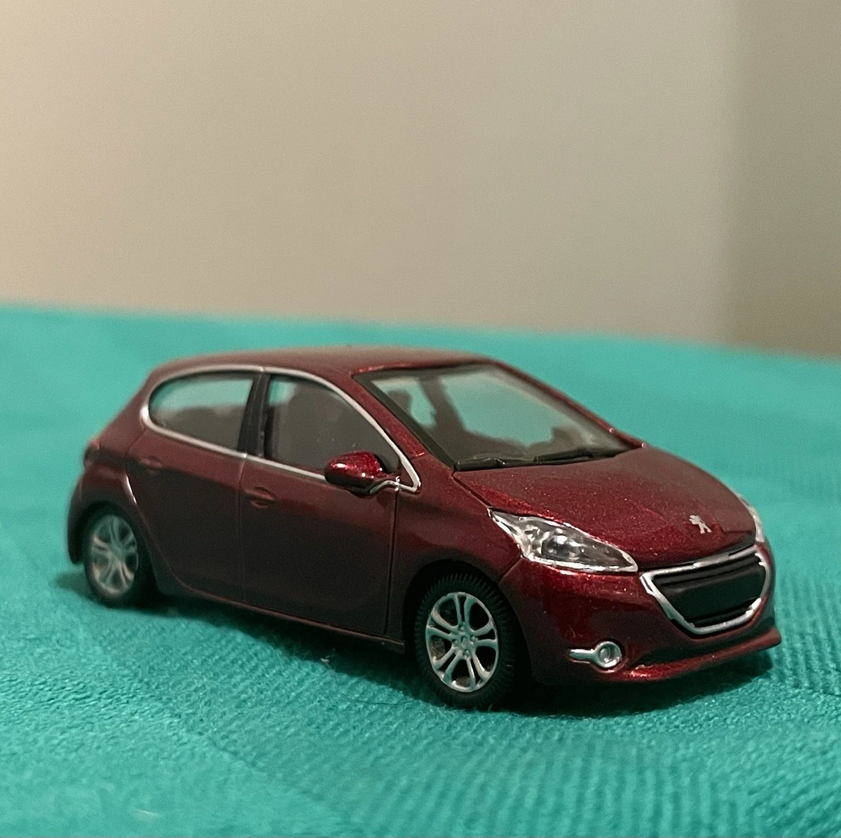 IDO11 Voiture 1/43 Solido : PEUGEOT Expert Assistance – Jumajo