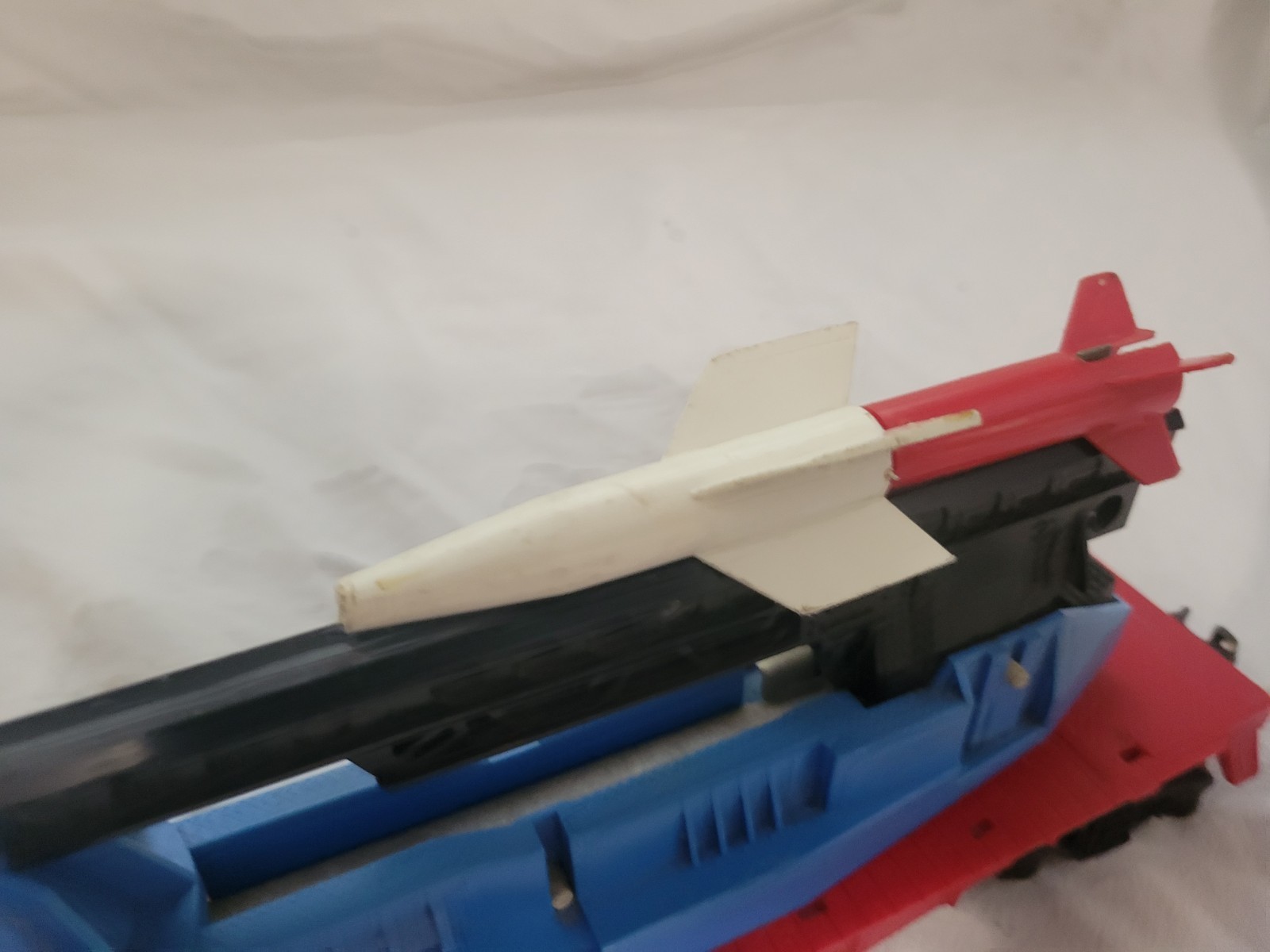 LIONEL POSTWAR 6650 IRBM LAUNCHER FLAT CAR Working Trigger Fires When Raised