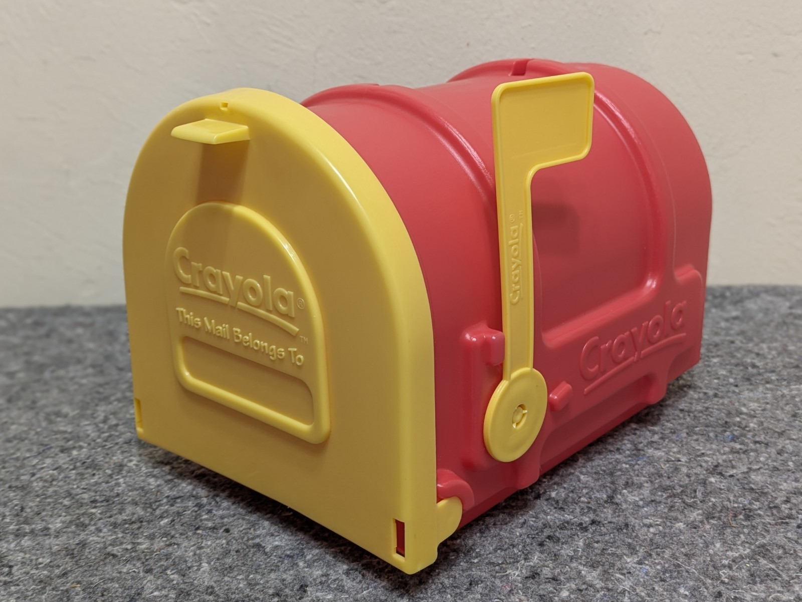 Crayola Mailbox Vintage Crayon Plastic Blowmold Toy w Flag & Flap 90s EUC