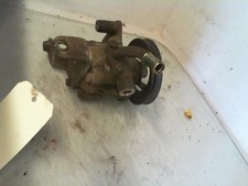 Pompe direction assistée Nissan PICK-UP