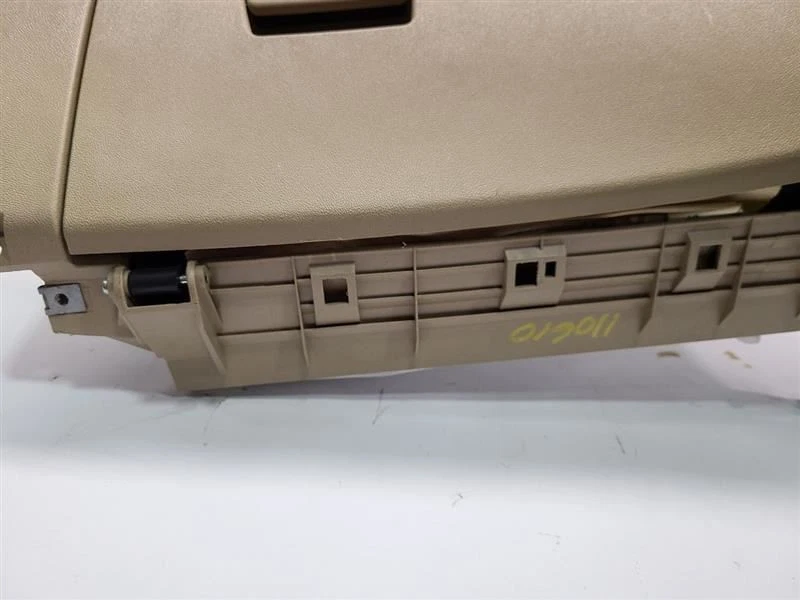 2010 11 12 2013 别克曲棍球手套盒手套盒 — 第 3/4 张图片