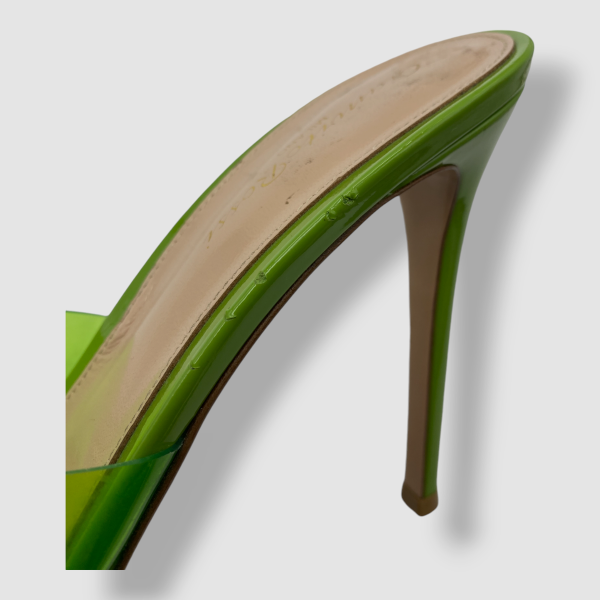 【Gianvito Rossi】 Betty PVCアンドレザーサンダル Betty PVC and leather sandals in white - Gianvito Rossi