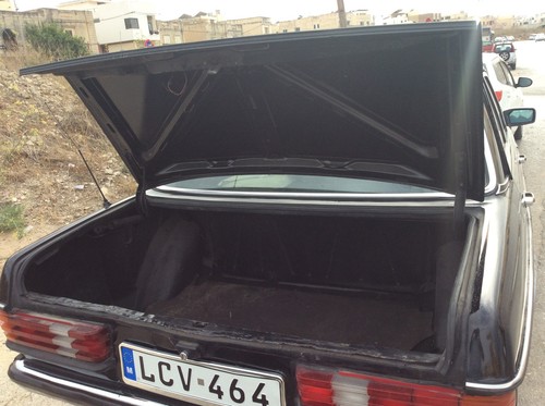 MERCEDES BENZ W123 . 200D / Yr: 1978 Classic Car . - Picture 5 of 12