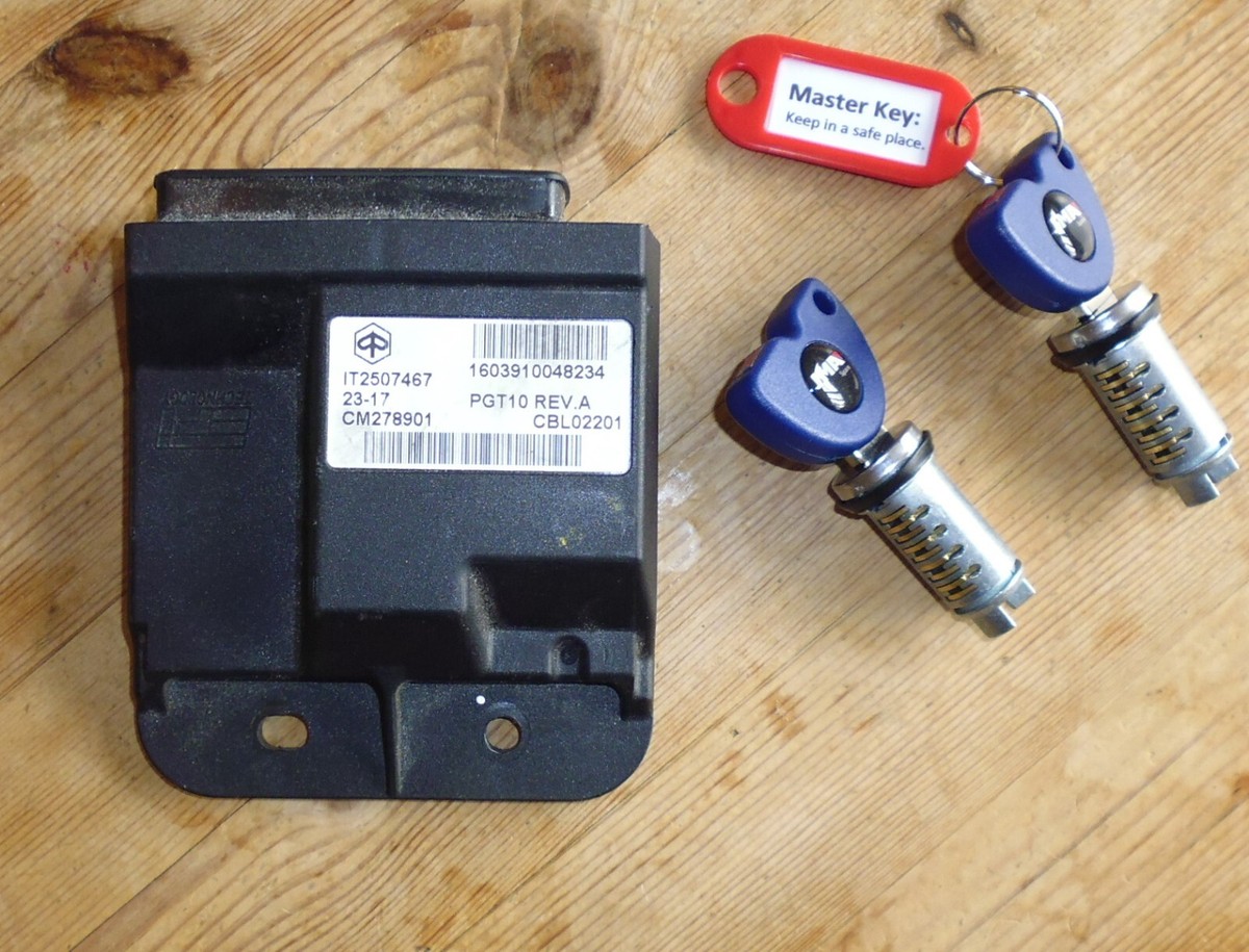 アクセサリー VESPA! RESTORE & MAINTENANCE Vespa Primavera / Liberty / Medley Replacement Key Chip Coding