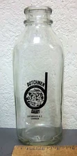 Dutchmen Dairy glass Milk Bottle, Sicamous British Columbia Canada, Great Logo