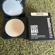 Huda Beauty - Easy Bake Loose Baking  Setting Powder - Pound Cake - 20G/0.71oz