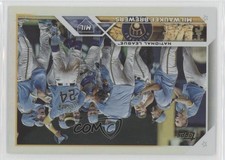 2023 Topps Series 2 Rainbow Foil Milwaukee Brewers #533 6k2