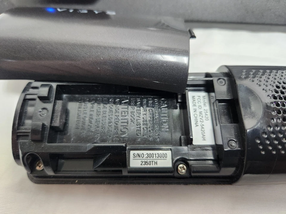 Teléfono inalámbrico expandible de 4 líneas RCA 25420 con identificador de llamadas Foto 4 de 4