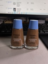 LOT OF 2 COVERGIRL Clean Matte Liquid Foundation  570 Deep Golden
