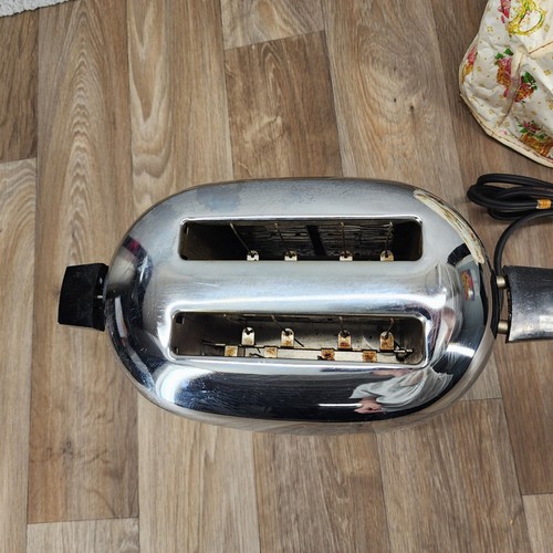 Iona Select-O-Matic Toaster Vintage Chrome 2-Slice Mid-Century w/ Cover - Picture 8 of 14