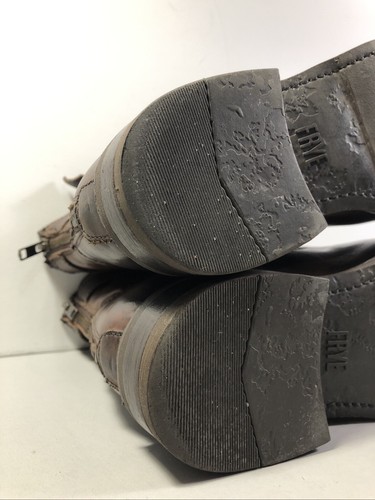 Stivali corti Frye marrone cioccolato Veronica cinturino stivaletti scarpe taglia 7,5 B US - Foto 16 di 17