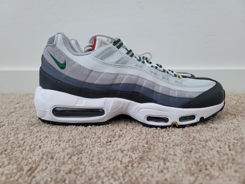 Nike Air Max 95 Mens Pure Platinum Gorge Green DM0011-002 - Picture 3 of 7