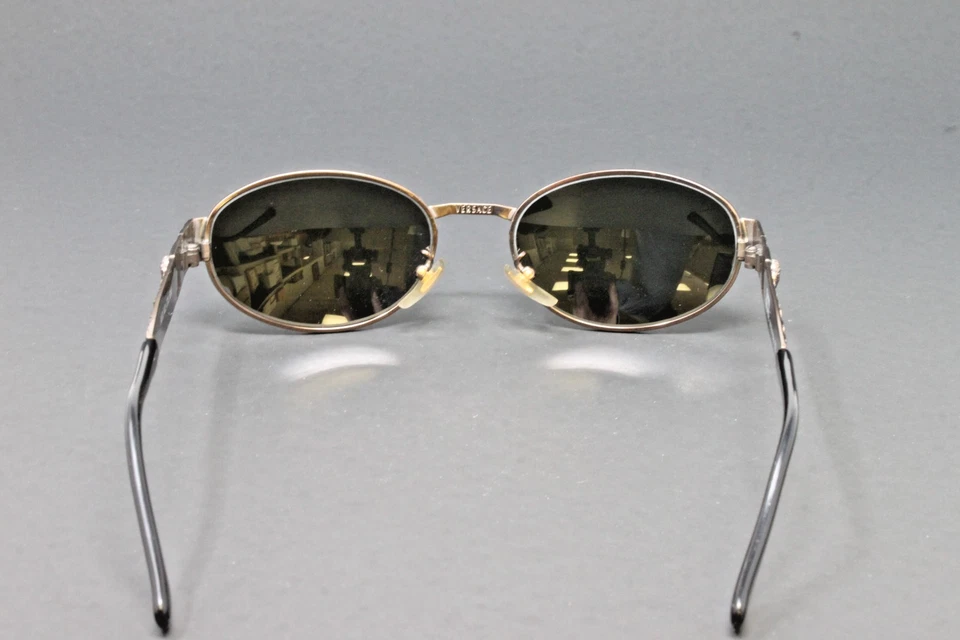 Vintage Gianni Versace Sunglasses X02-53m Brown Unisex Oval Metal Medusa Logo - Image 4 of 4