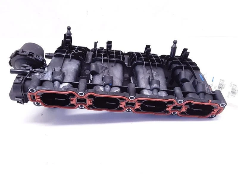 Colector de admisión AUDI A4 20-23 06L133201FR Foto 2 de 4