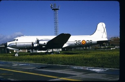 BB399 ORIGINAL K64 AIRCRAFT SLIDE: Spanish AF Douglas C-54E Skymaster T4-8/35-08