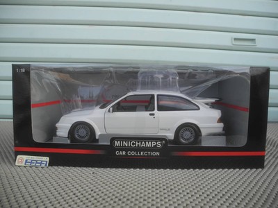 ミニチャンプス1/18 Ford Sierra RS 1988フォード・シエラ MINICHAMPS 1:18 - FORD SIERRA RS COSWORTH 1988 - White RHD