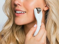 BeautyBio GloPRO Microneedling Regeneration Tool Gift Set New 