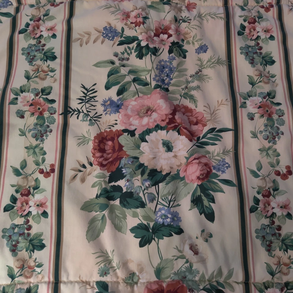 2 - Croscill 花卉乡村庄园枕套 - 大号 — 第 4/4 张图片