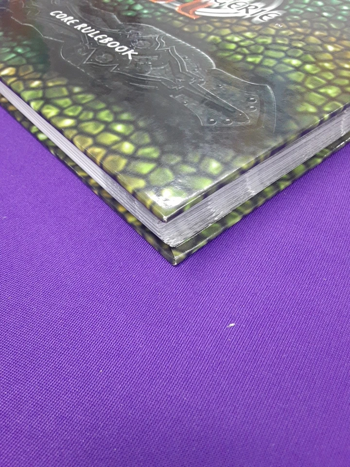 Dungeons & Dragons Creature Collection II Dark Menagerie HC D20 Foto 3 de 4