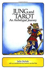 Jung and Tarot: An Archetypal Journey - Nichols, Sallie
