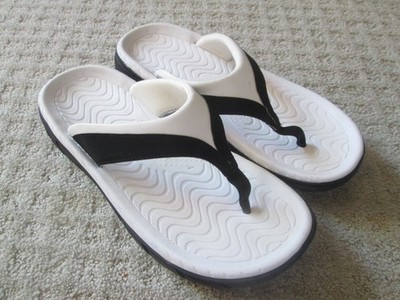 AVIA Hightail Thong Athletic Sandals Eva Foam Fom White Black Women's Size 11