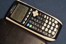 Texas Instruments Ti-83 Plus.fr Calculatrice Scientifique - Noir & Blanche