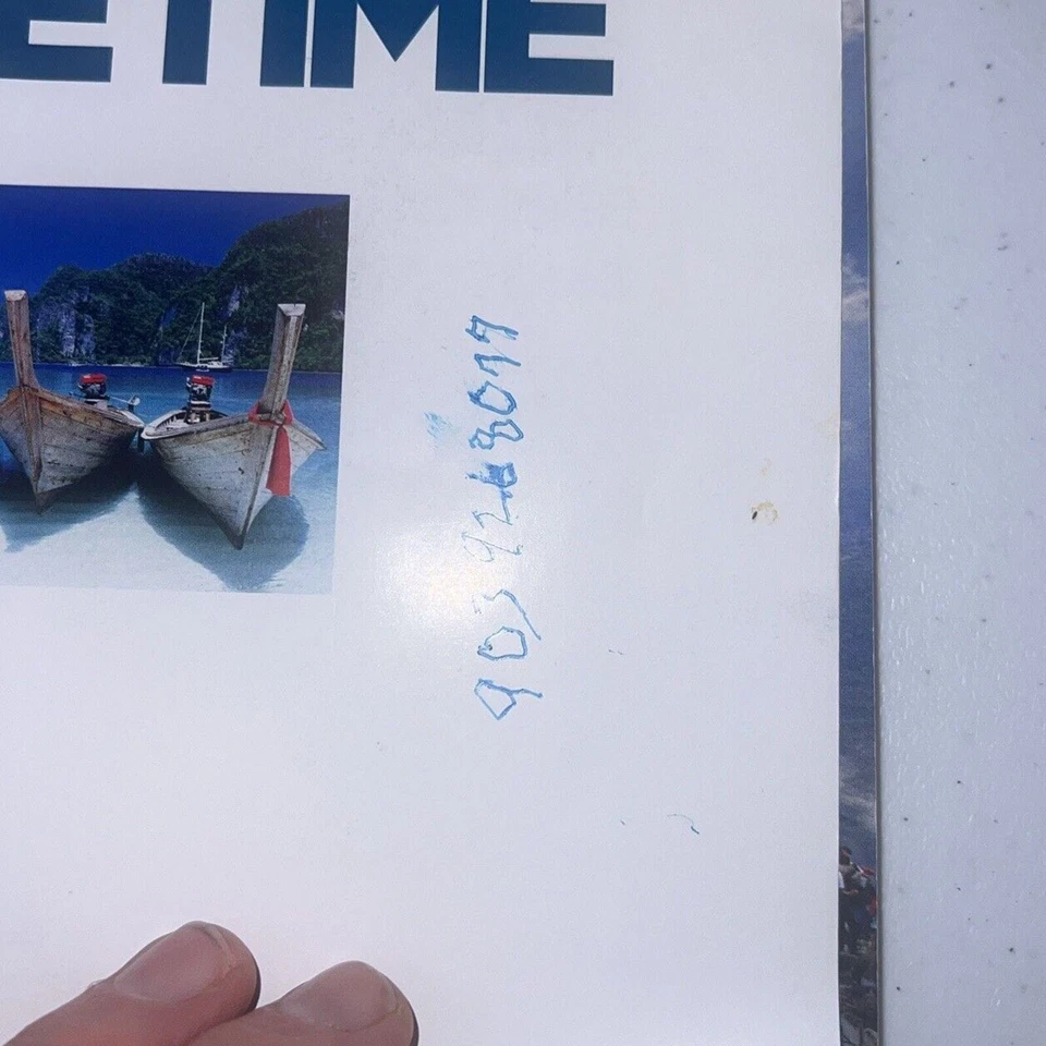 100 JOURNEYS OF A LIFETIME: THE WORLD'S MUST-SEE By National Geographic - Image 4 of 4