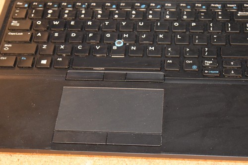 Dell Latitude 5590 Quad Core i5-8250U 1.6 GHz 8GB RAM 128GB SSD Windows 10 Pro - Picture 7 of 21