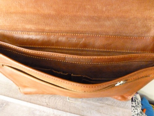 Genuine Caracalla Bagaglio Vintage Italian Leather Bag w/Bob Hope 50th tag! - Picture 4 of 10