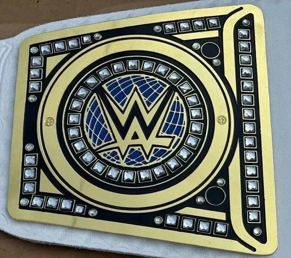 Smackdown WOMEN'S CHAMPIONSHIP REPLICA TITLE WRESTLING BELT ADULT SIZE 2MM BRASS - Image 3 of 3