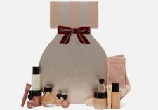 VICTORIA SECRET BARE 2025 ADVENT CALENDAR GIFT SET NIB