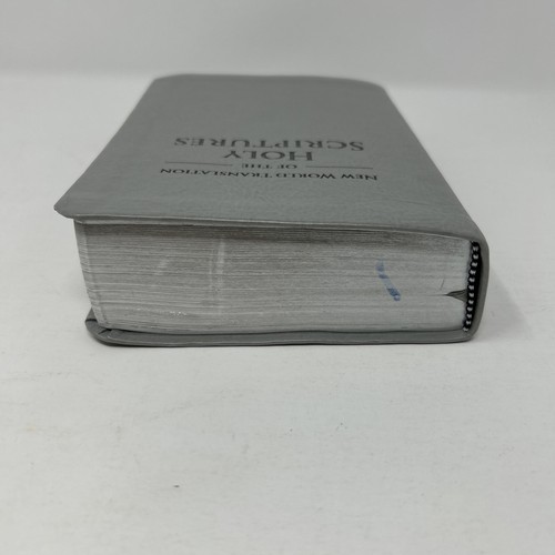 New World Translation Of The Holy Scriptures Bible, 2013, Grey/silver, 6.7”x4.7” - Foto 4 di 9