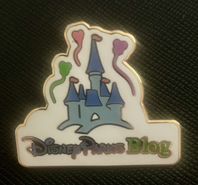 Disney Parks Blog Pin Castle Mickey Balloons Disney Collectible  Pin 