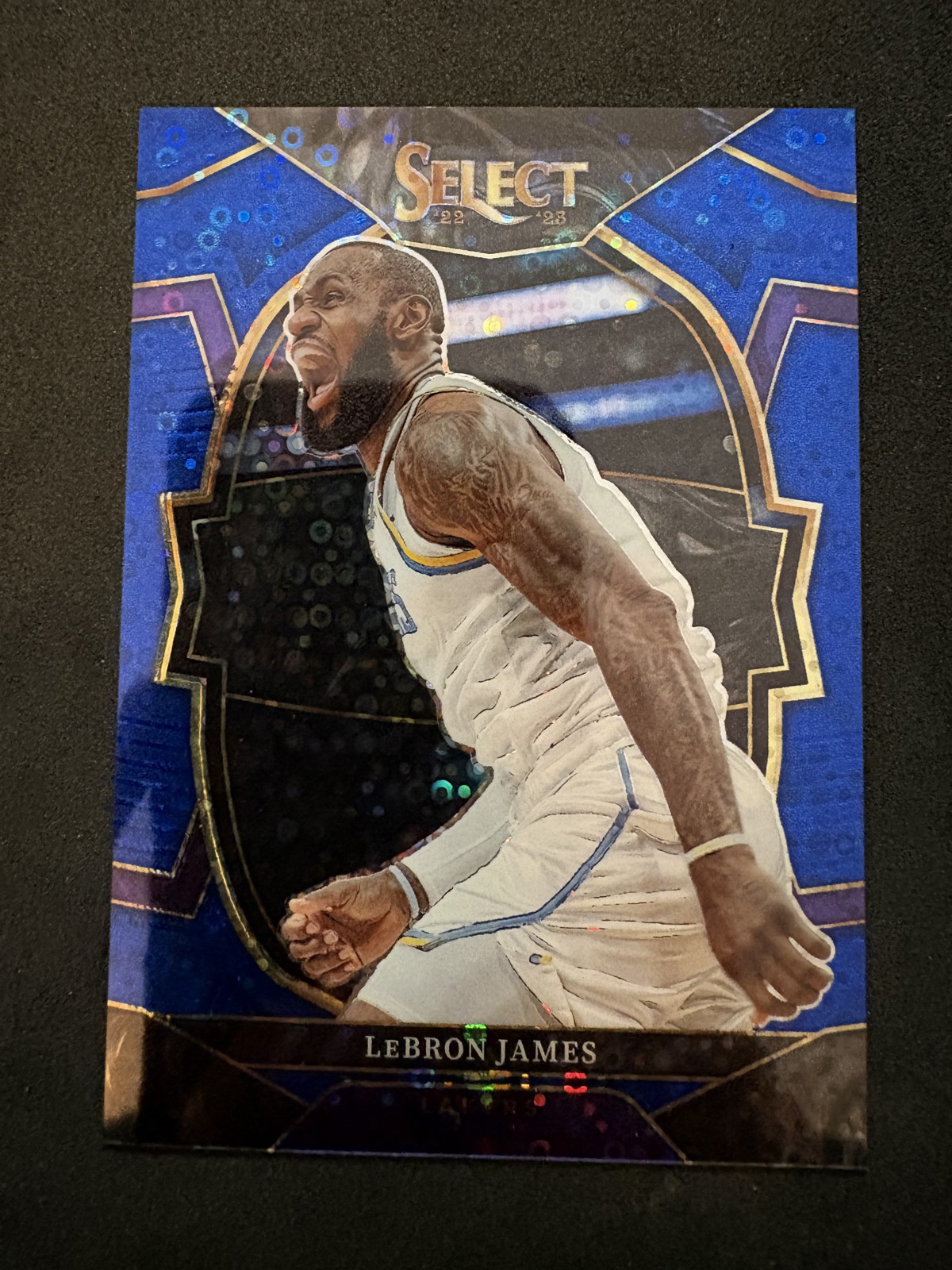 2022-23 Panini Select - Concourse LeBron James #26 Blue Disco Prizm /25