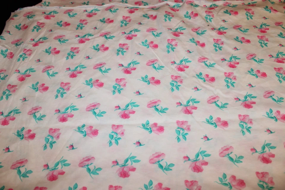 Pink Flowers on White Knit Fabric 1 Yard 62 Wide - Image 3 of 4